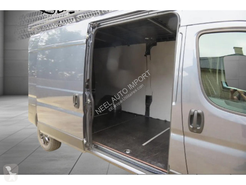 Véhicule utilitaire Fiat DUCATO 2.2 multijet...