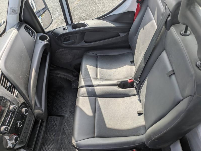 Véhicule utilitaire Iveco CCb 35C16H3.0...