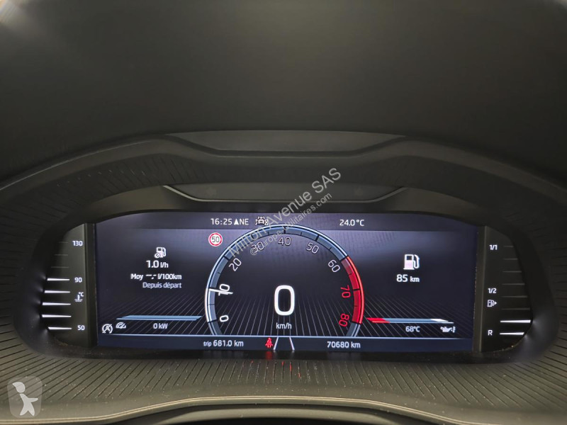 عربة نفعية Skoda KAMIQ 1.0 TSI - 95  Ambition