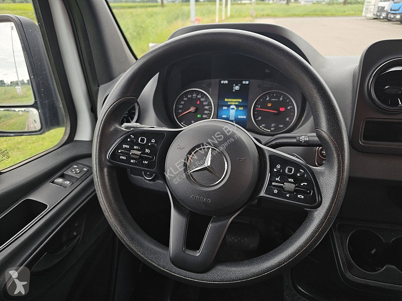عربة نفعية Mercedes 316 CDI AUT. L2H2 LED