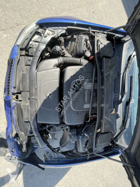 عربة نفعية BMW
