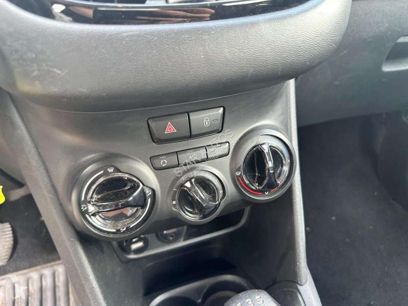 Peugeot  van
