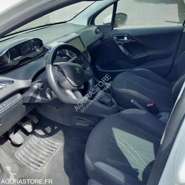 Furgoneta Peugeot 208