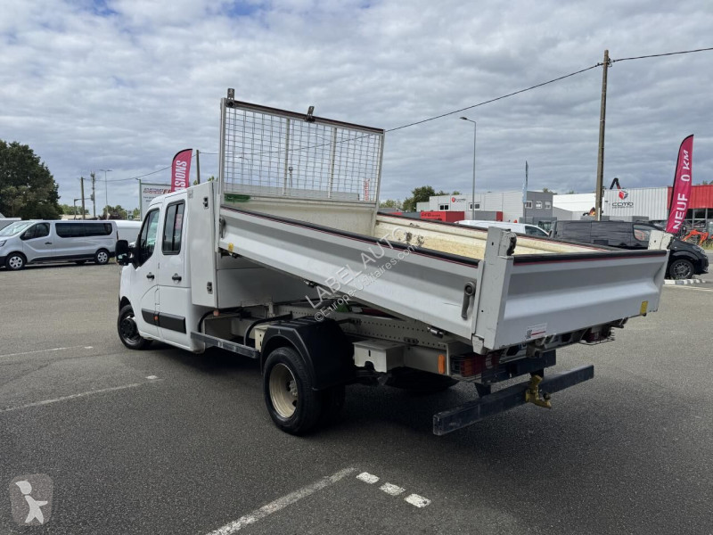 Véhicule utilitaire Renault 2.3