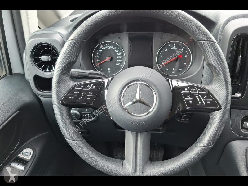Véhicule utilitaire Mercedes Fg 114 CDI Mixto...