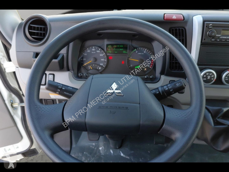 Véhicule utilitaire Fuso CCb 3C15 Empattement...