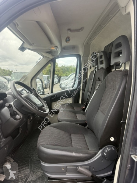 عربة نفعية Peugeot BOXER FG 335 L3H2 3.0 HDI...