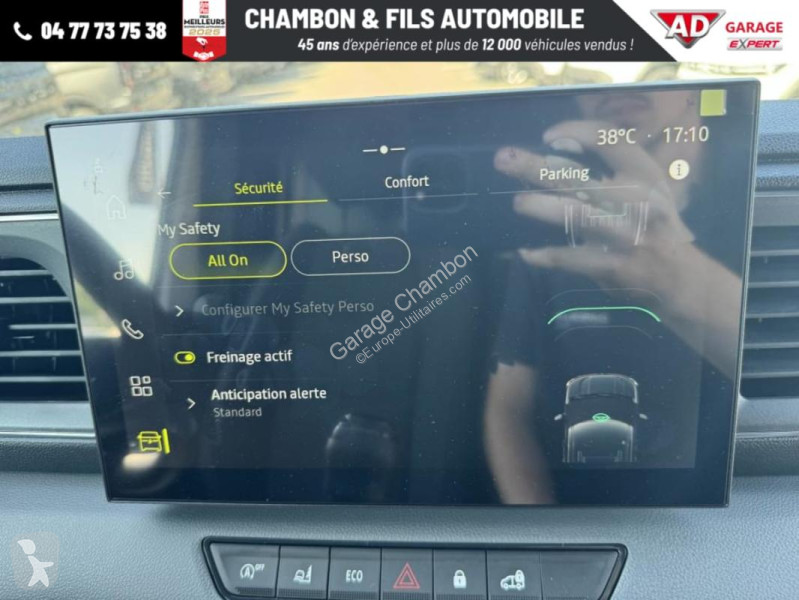 عربة نفعية Renault FOURGON FG DCI 170 L3H2 3T5...