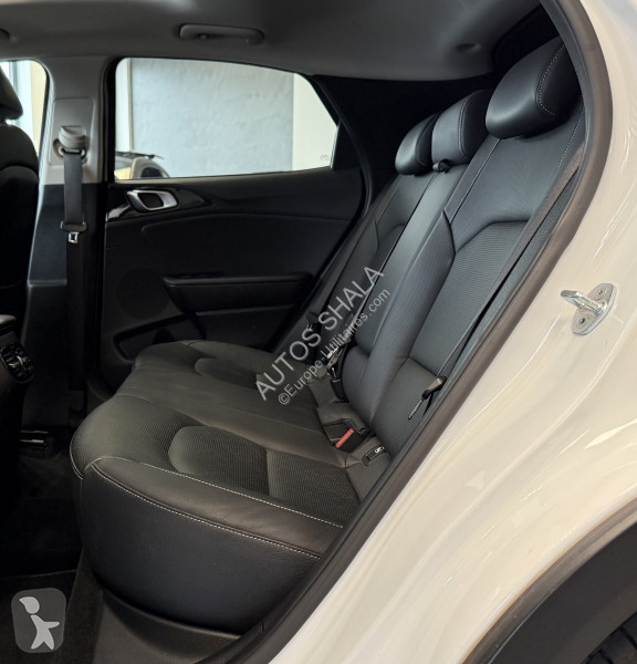 Véhicule utilitaire KIA XCEED / A PARTIR DE...
