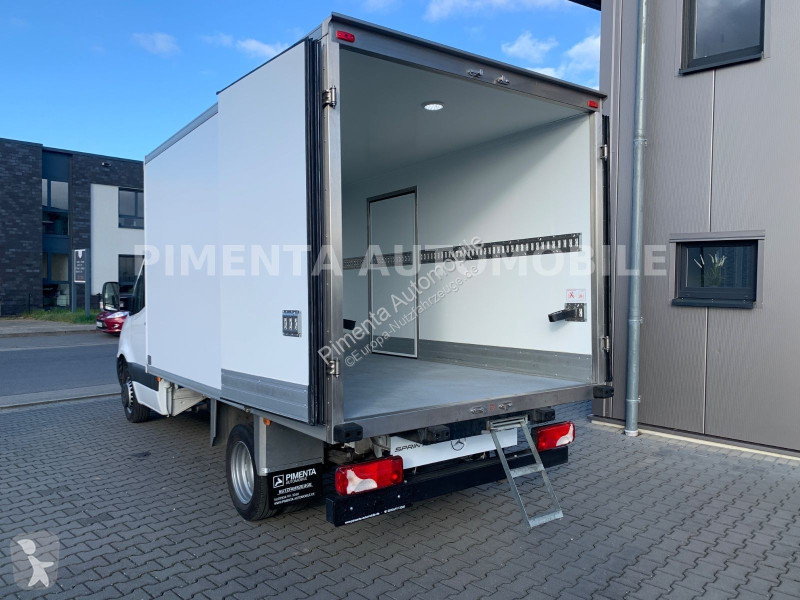 Mercedes 517/37 3,5t TK KOFFER -20° AUT BPM...