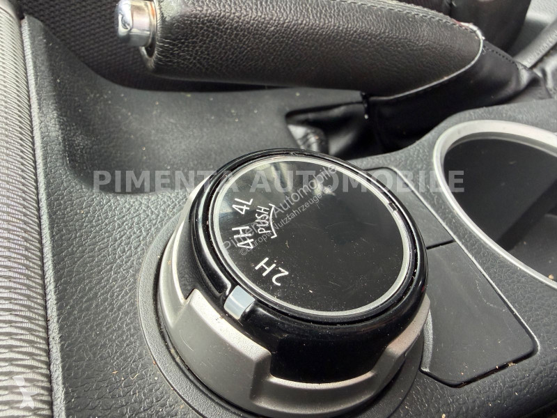 عربة نفعية Mitsubishi D/C 220DI-D M-PRO...