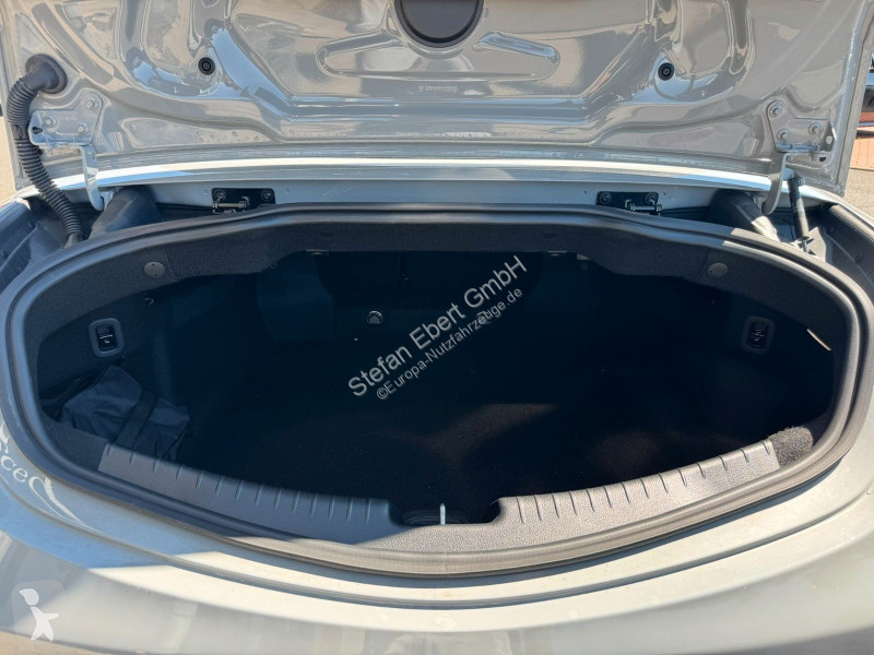 عربة نفعية Mercedes E 53 AMG...