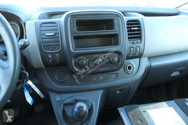 عربة نفعية Renault Trafic 1,6 dCi L1H1 2,7t...