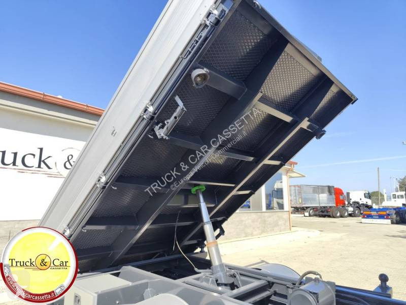 Furgoneta Iveco