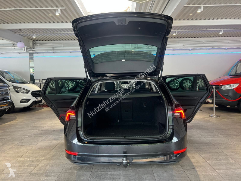 عربة نفعية Skoda Combi Ambition...