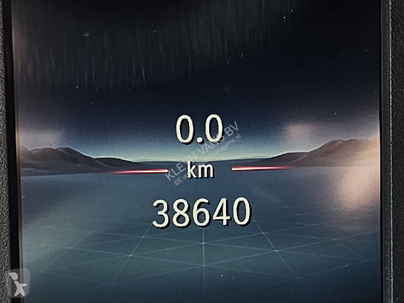 Bedrijfswagen Mercedes 317 L3H2 2.8T-Trekhaak!