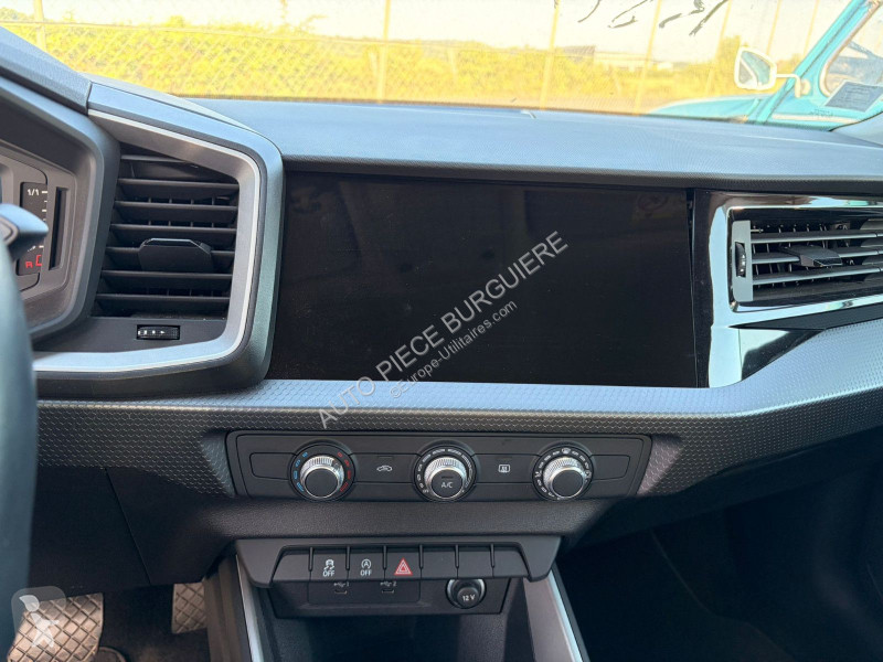 عربة نفعية Audi A1 II Sportback II 1.0 25 TFSi...