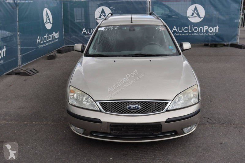 عربة نفعية Ford
