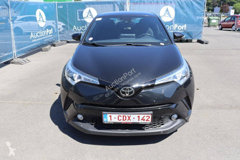 Autoutilitară Toyota