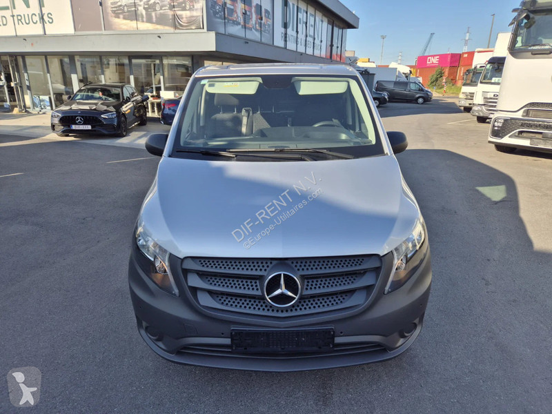 عربة نفعية Mercedes Vito