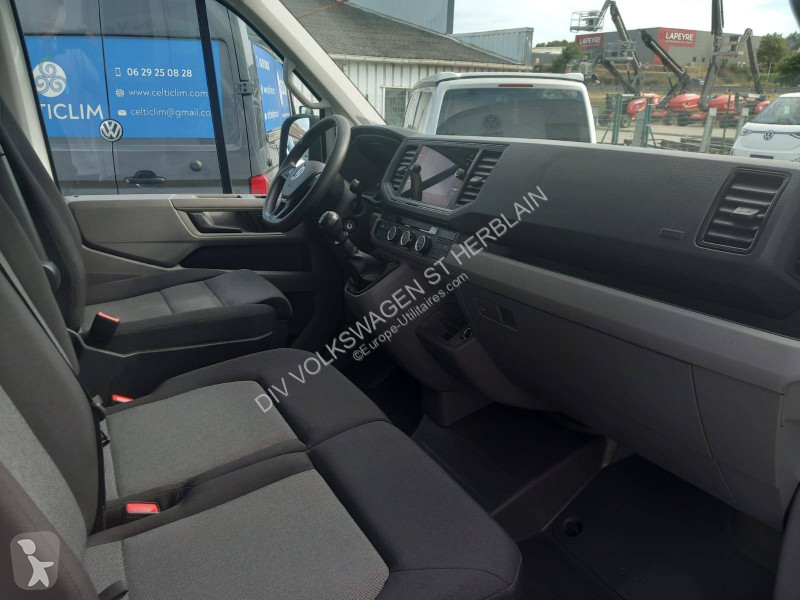 Комерційні автомобілі Volkswagen CRAFTER VAN 35...