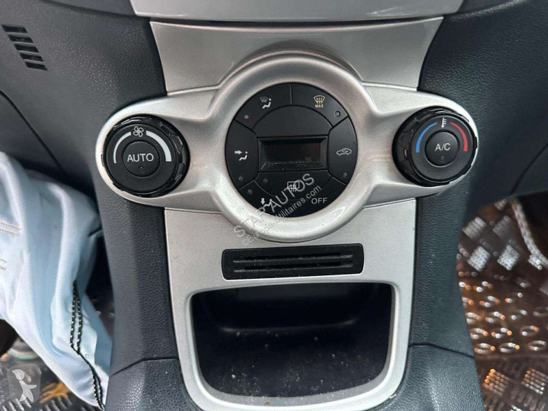 عربة نفعية Ford