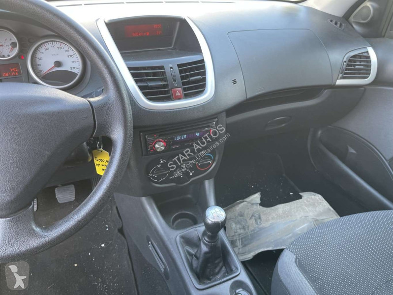 Véhicule utilitaire Peugeot