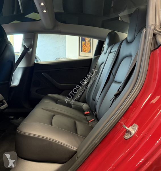 Tesla MODEL 3 LONG-RANGE DUAL MOTOR AWD MY21 van