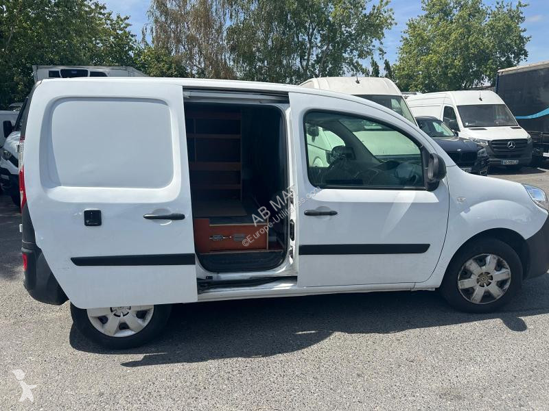 Samochód dostawczy Renault