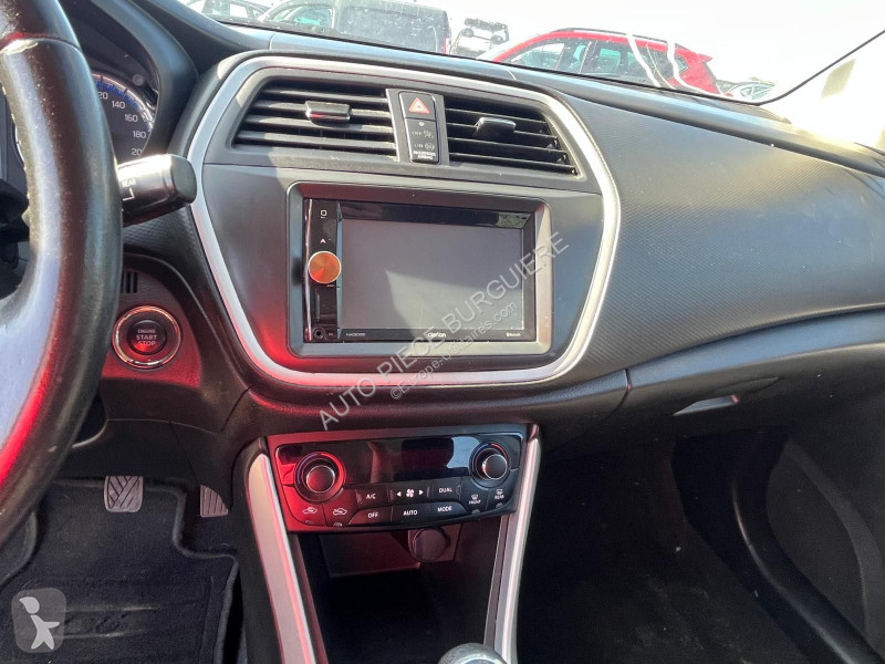 Samochód dostawczy Suzuki 1.6 DDiS 120 / EE806