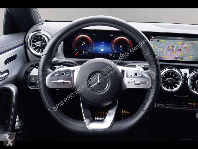 Samochód dostawczy Mercedes CLA Shooting Brake...