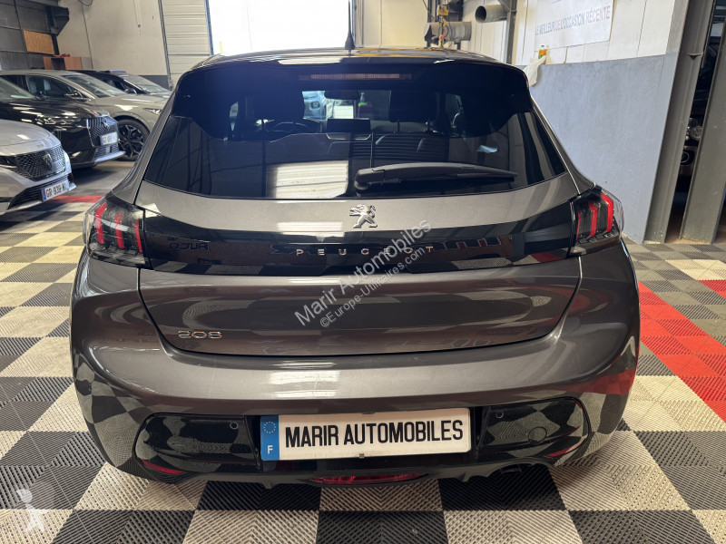 Samochód dostawczy Peugeot 208