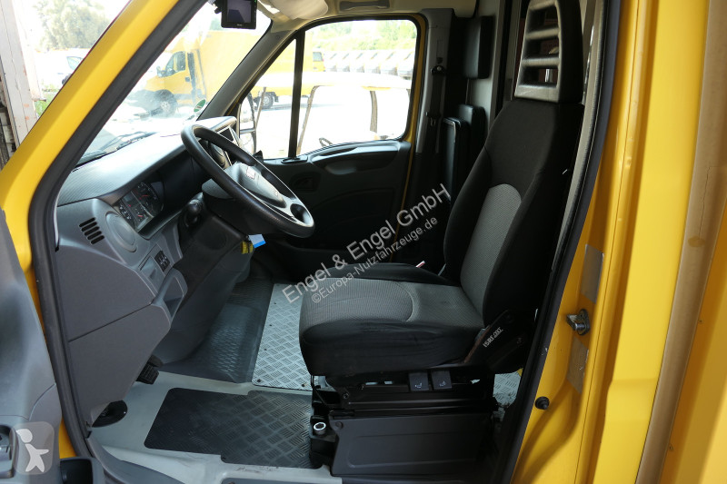 Furgoneta Iveco Daily 35 S11 C30C AUTOMATIK...