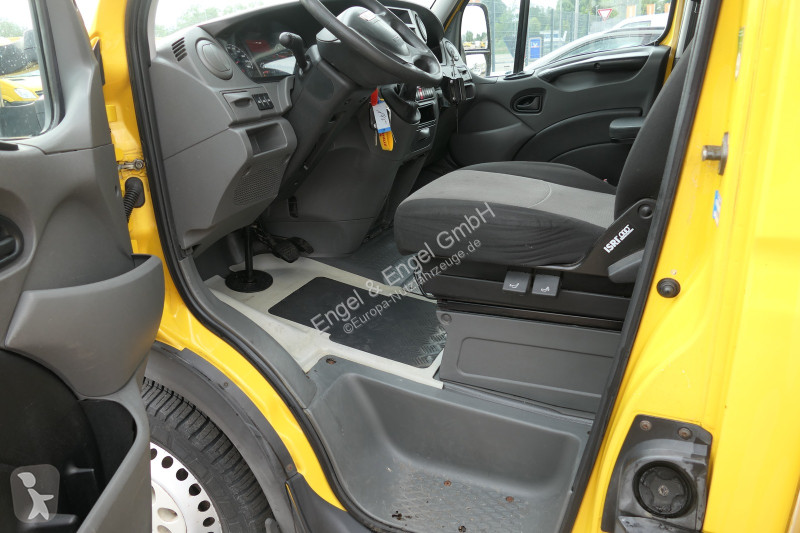Furgoneta Iveco Daily 35 S11 C30C AUTOMATIK...