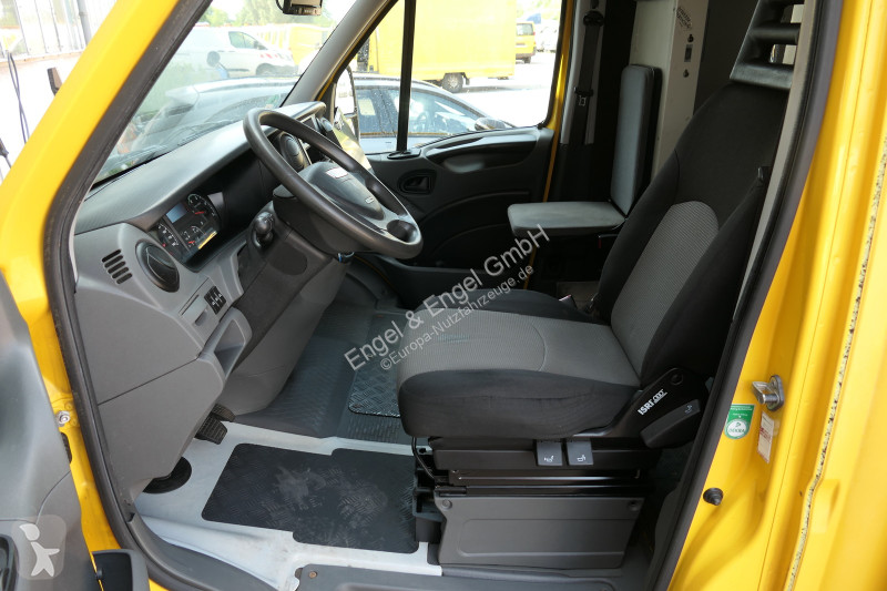 Furgoneta Iveco Daily 35 S11 C30C AUTOMATIK...