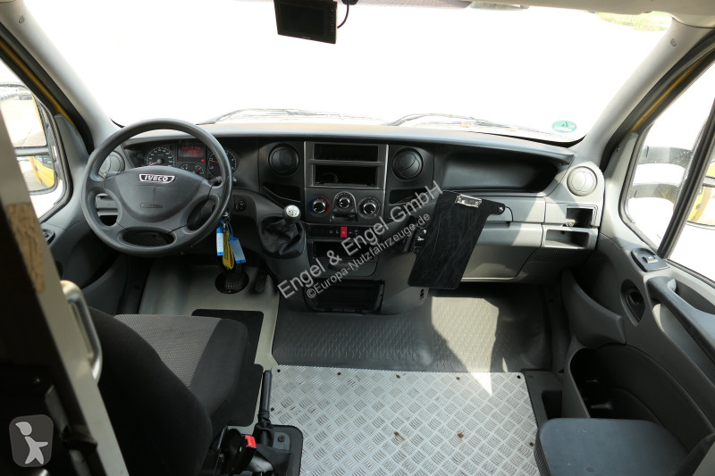Furgoneta Iveco Daily 35 S11 C30C AUTOMATIK...