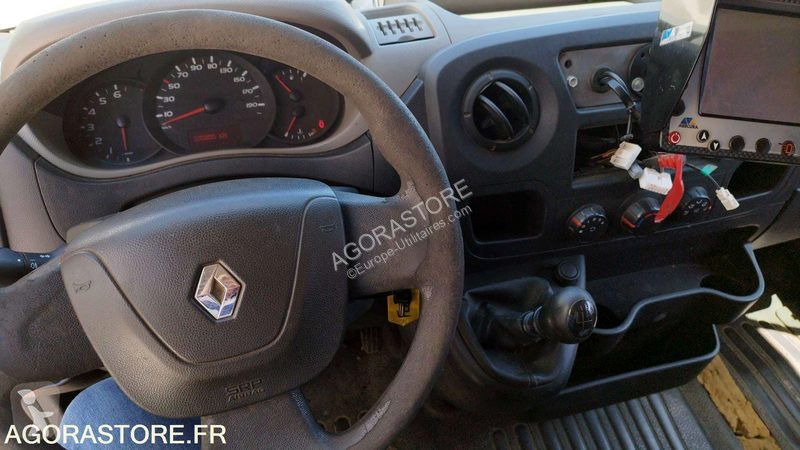 عربة نفعية Renault MASTER