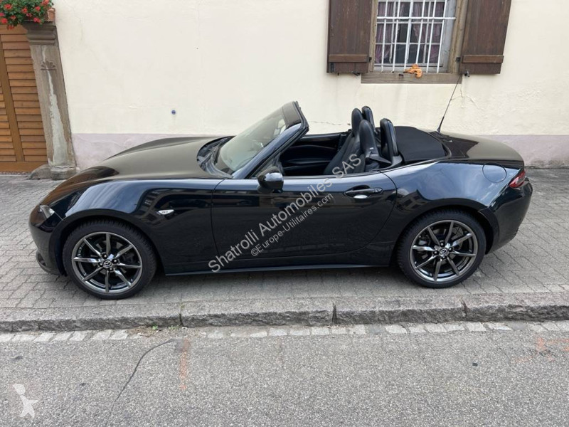 Samochód dostawczy Mazda Cabriolet (4) 2.0...