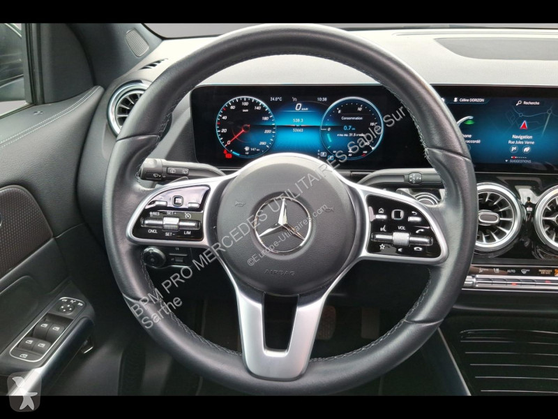 Nyttofordon Mercedes GLA 200 d 150ch...