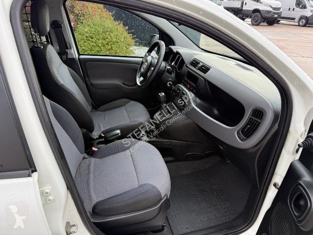 Véhicule utilitaire Fiat Panda van 1.3 mjt Pop...