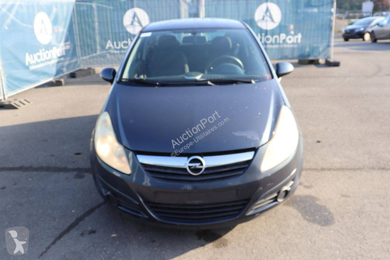 عربة نفعية Opel