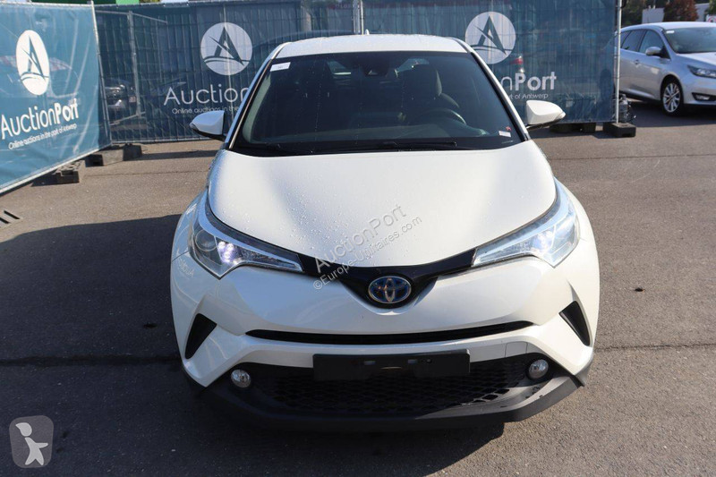 Autoutilitară Toyota Hybrid