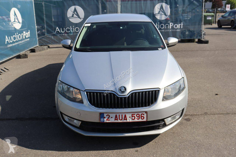 عربة نفعية Skoda