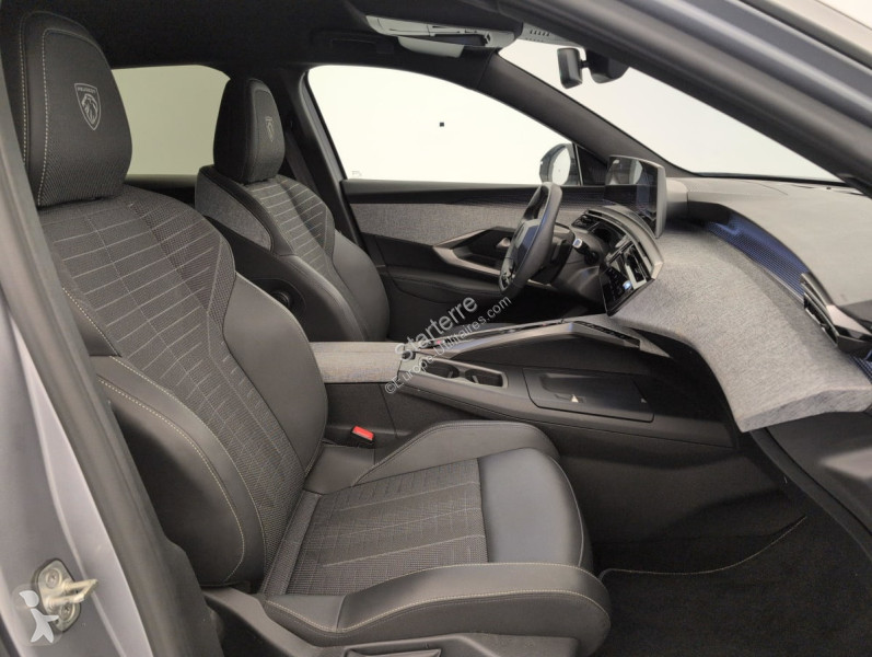Véhicule utilitaire Peugeot