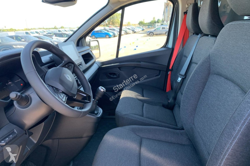 Véhicule utilitaire Renault  TRAFIC FOURGON