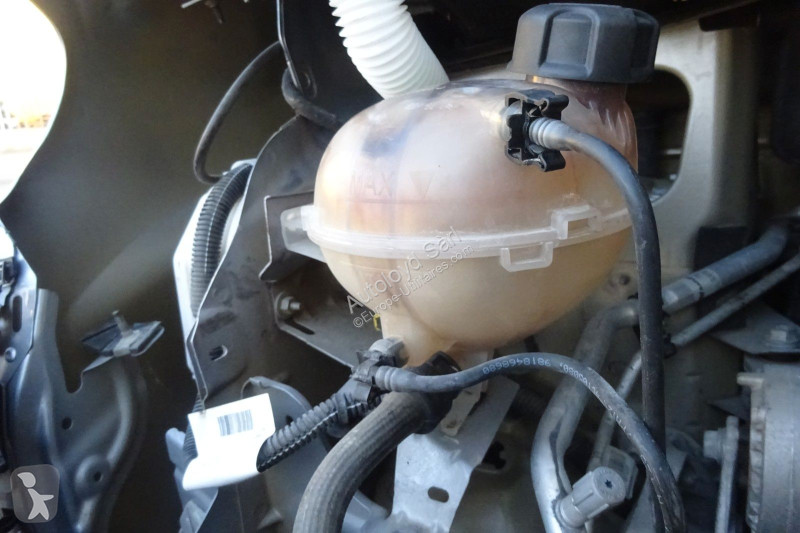 Véhicule utilitaire Citroën JUMPY 2,0 HDI 144