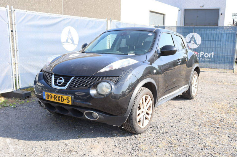 Autoutilitară Nissan