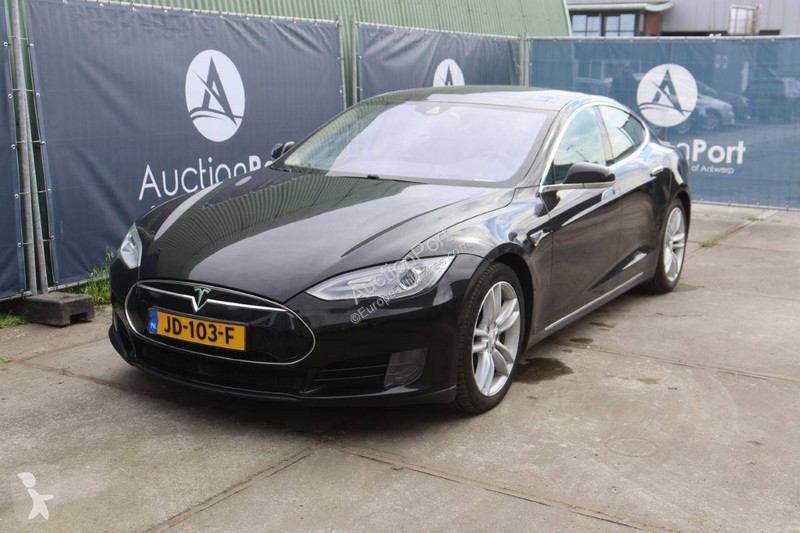 Furgoneta Tesla