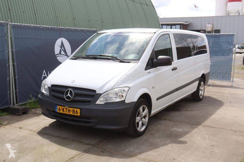 Furgoneta Mercedes