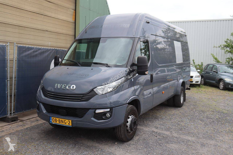 Furgoneta Iveco 70C18
